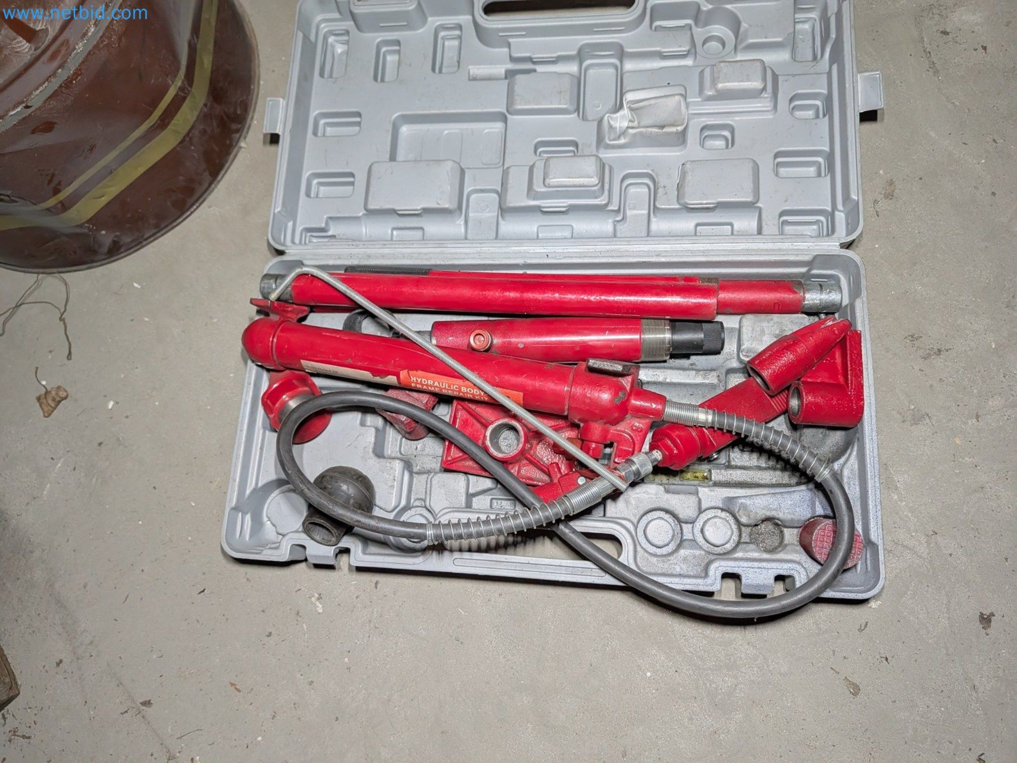 Metalworking machines


-2
