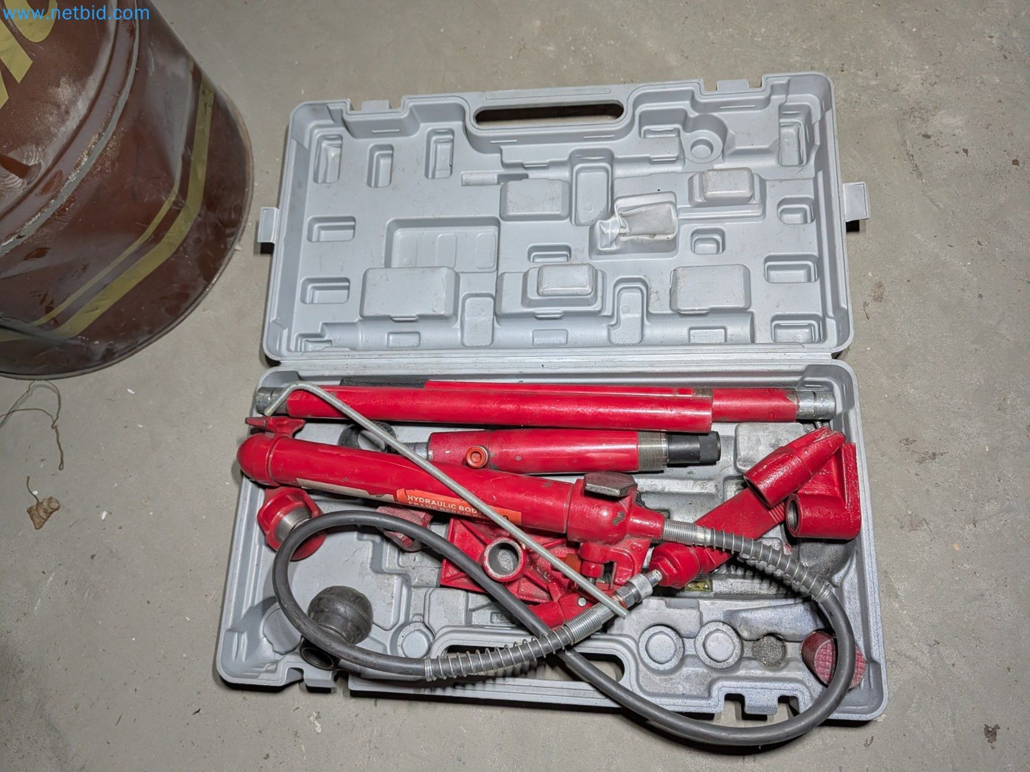 Metalworking machines


-3