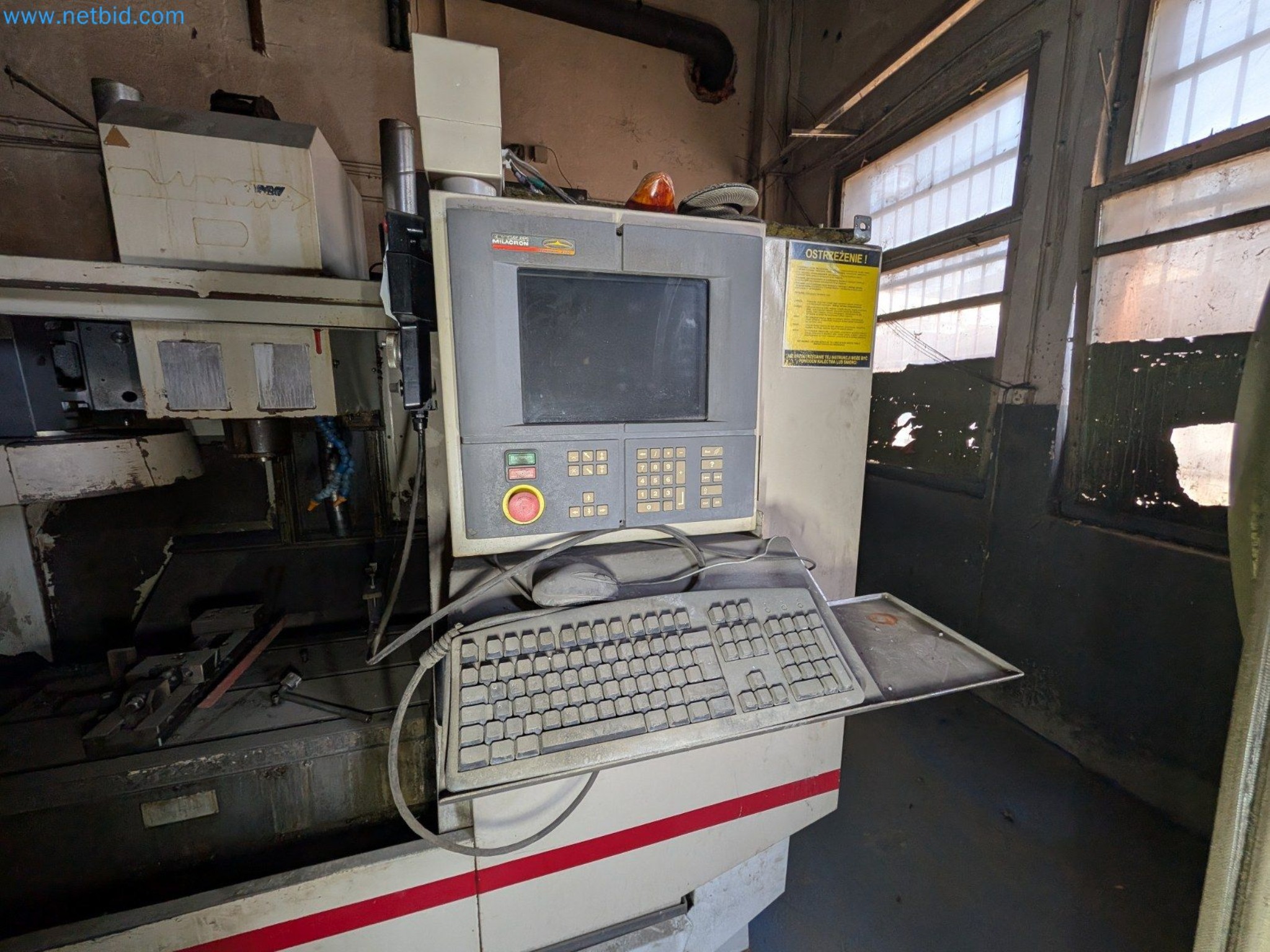 Metalworking machines


-11