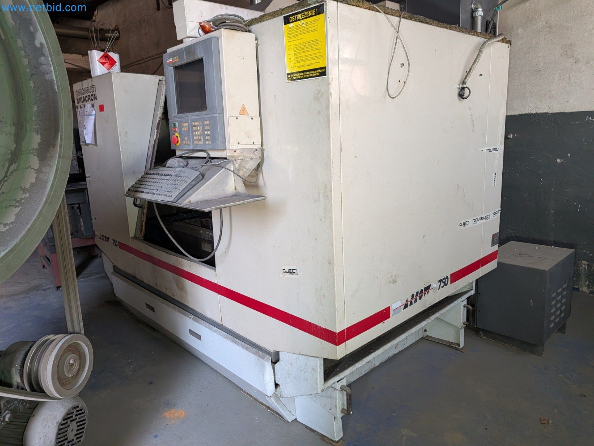 Metalworking machines


-15
