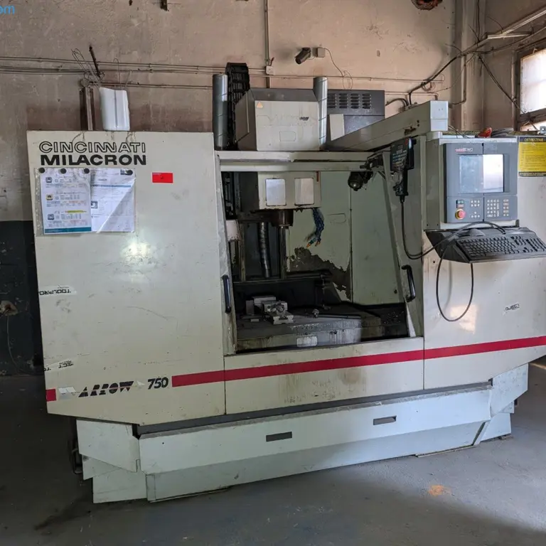 CNC milling machine Cincinnati Milacron Arrow 750