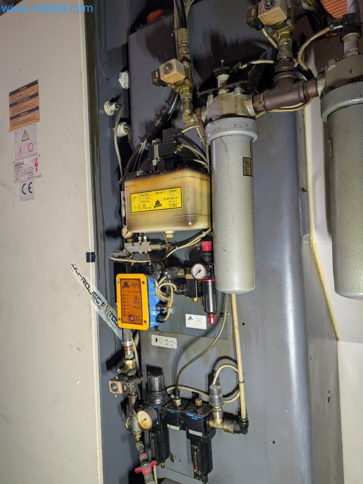 Metalworking machines


-23