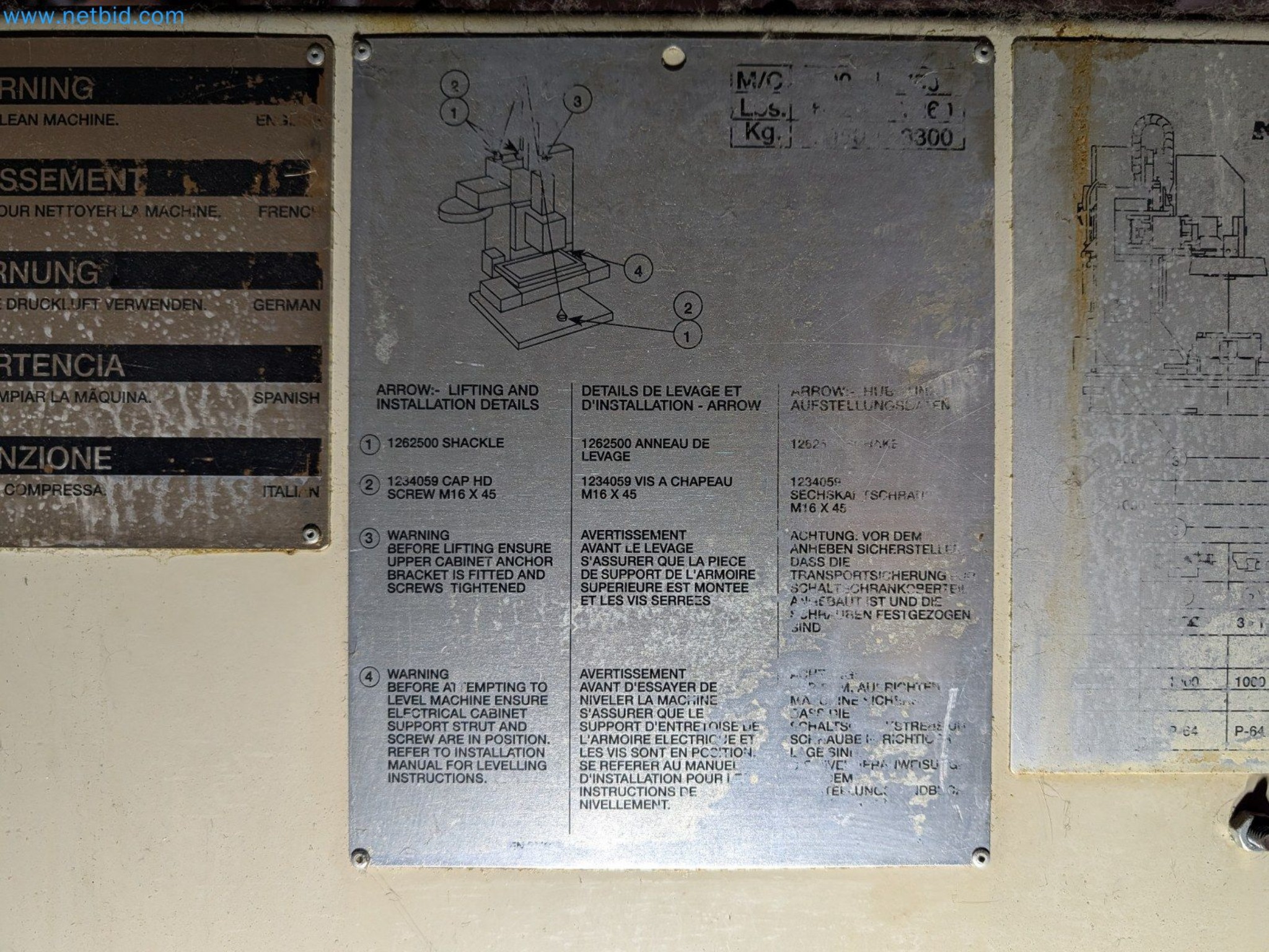 Metalworking machines


-26