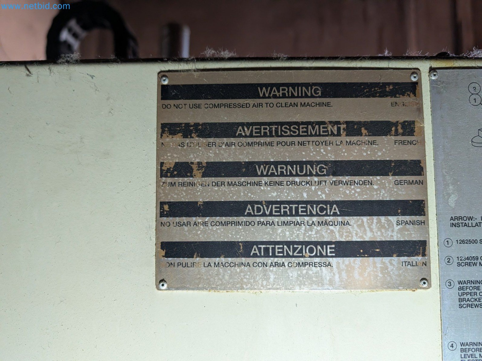 Metalworking machines


-29