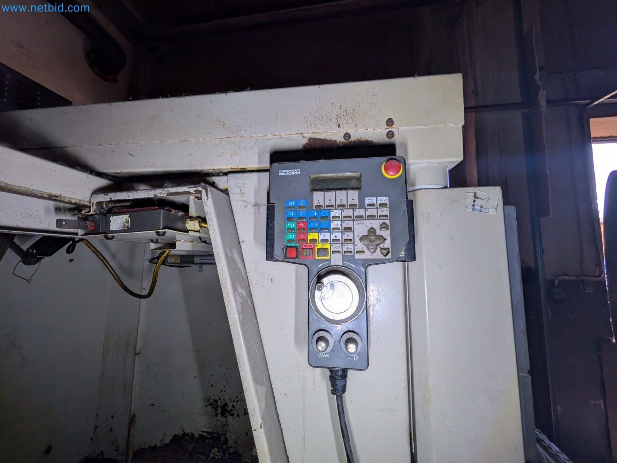 Metalworking machines


-9