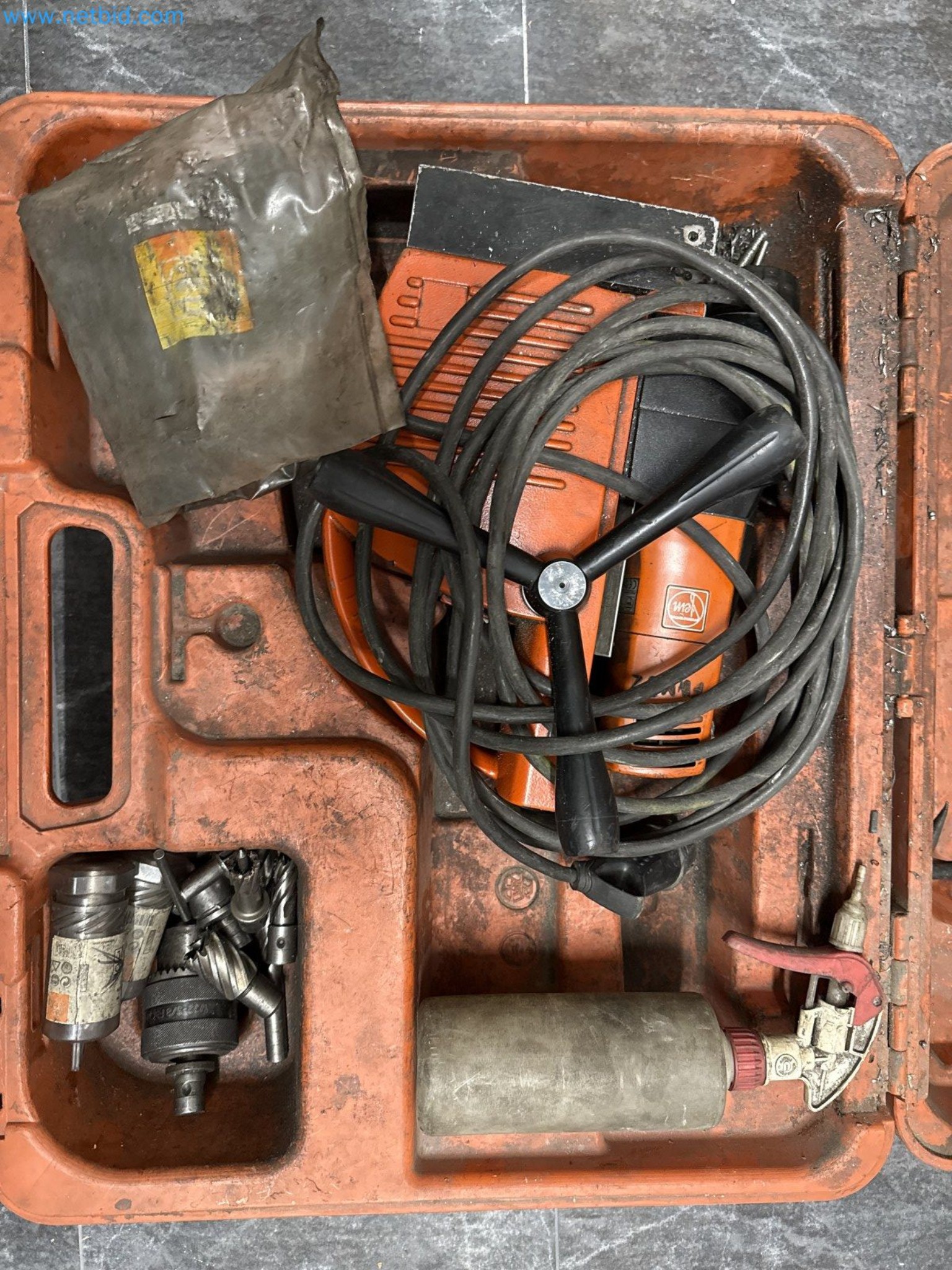 Metalworking machines


-2