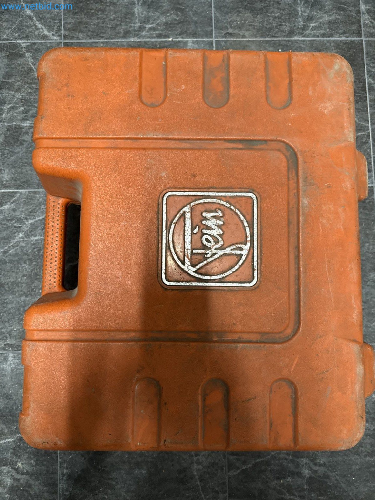 Metalworking machines


-4