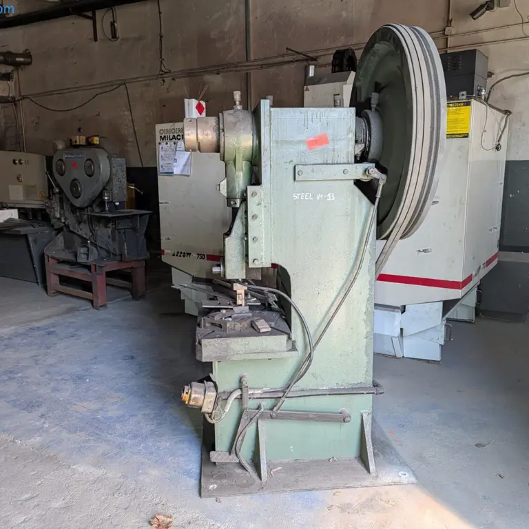 Eccentric press