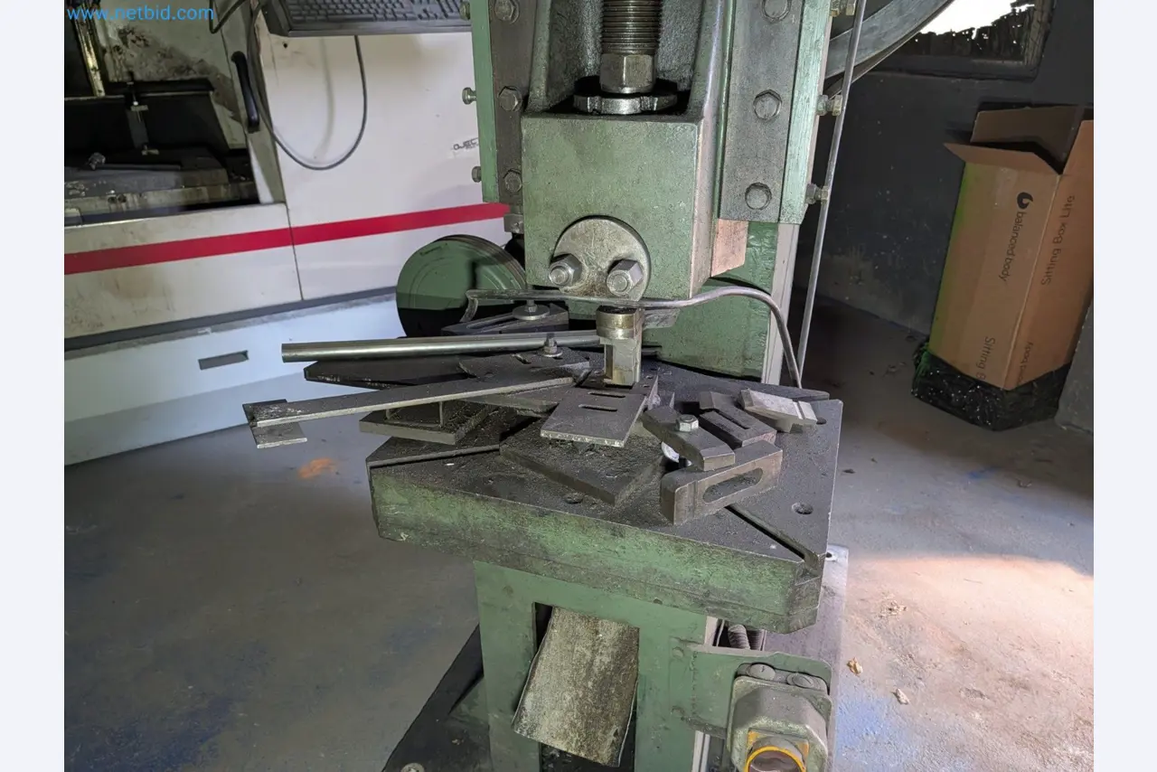 Metalworking machines
-3