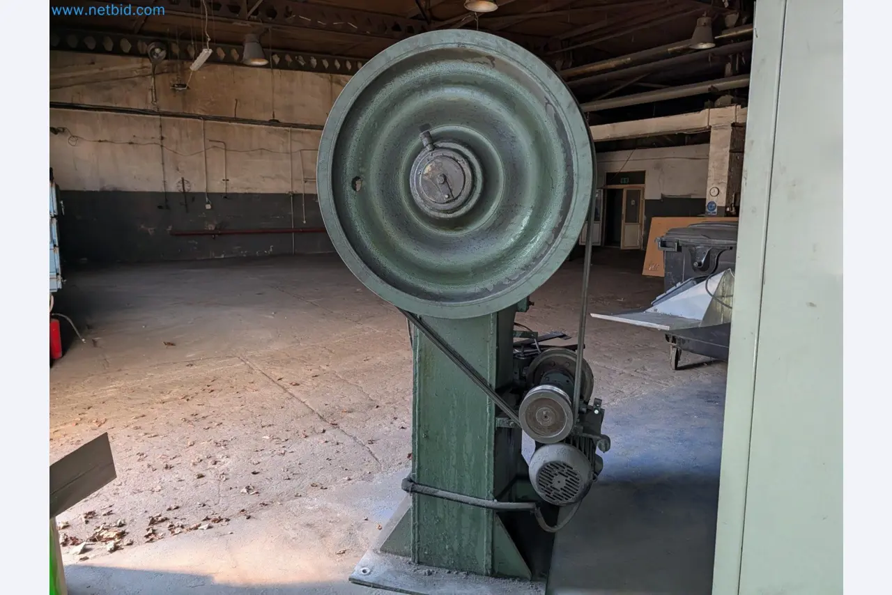 Metalworking machines
-7
