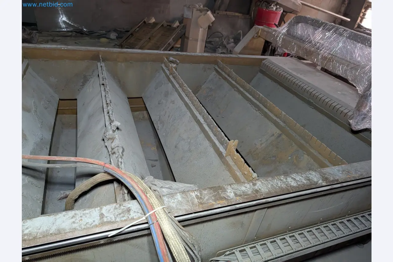Metalworking machines
-15