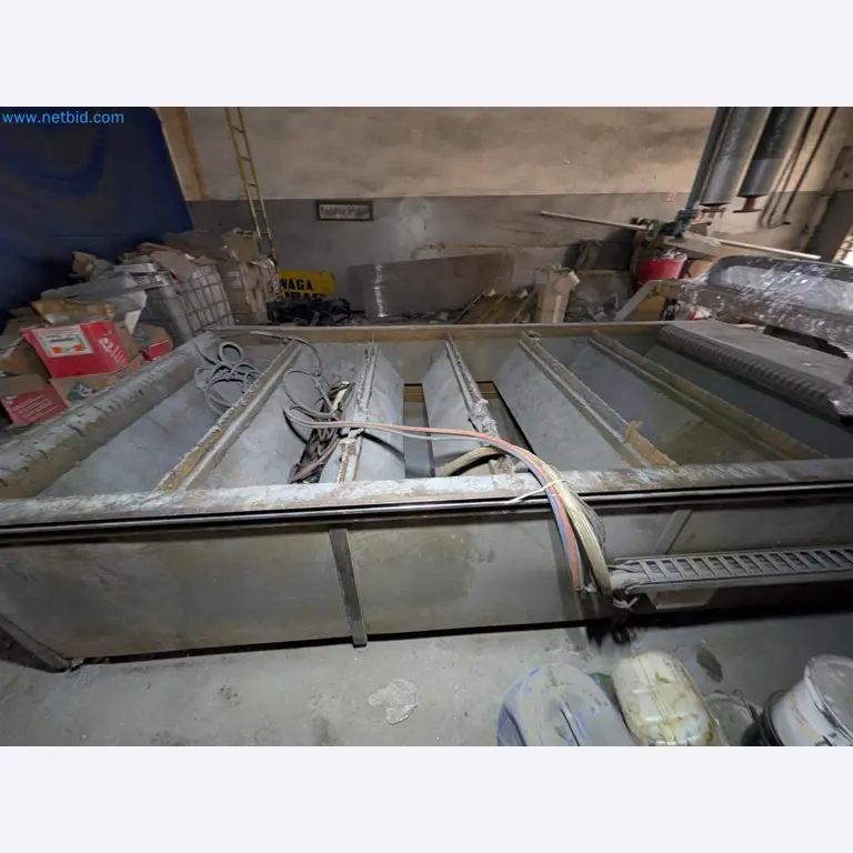 Metalworking machines
-16