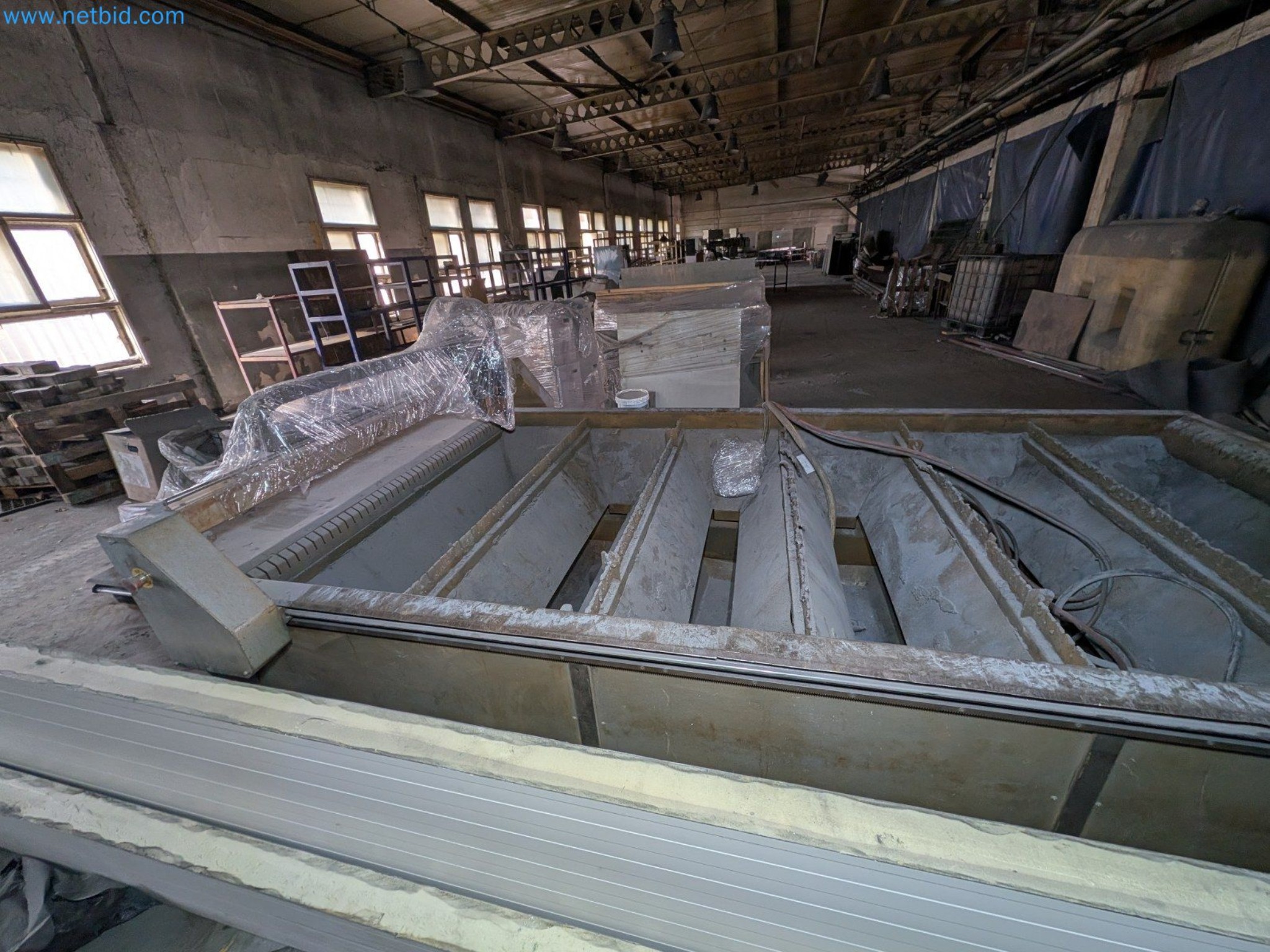 Metalworking machines


-20