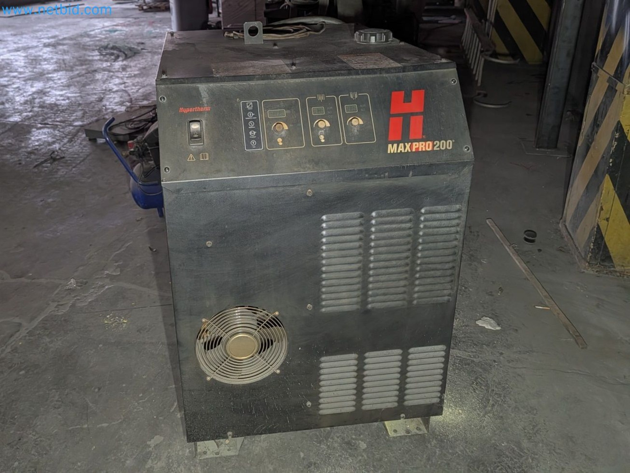 Metalworking machines


-3