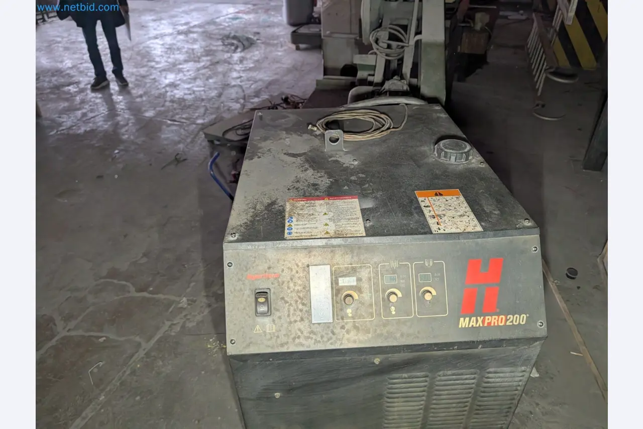 Metalworking machines
-4