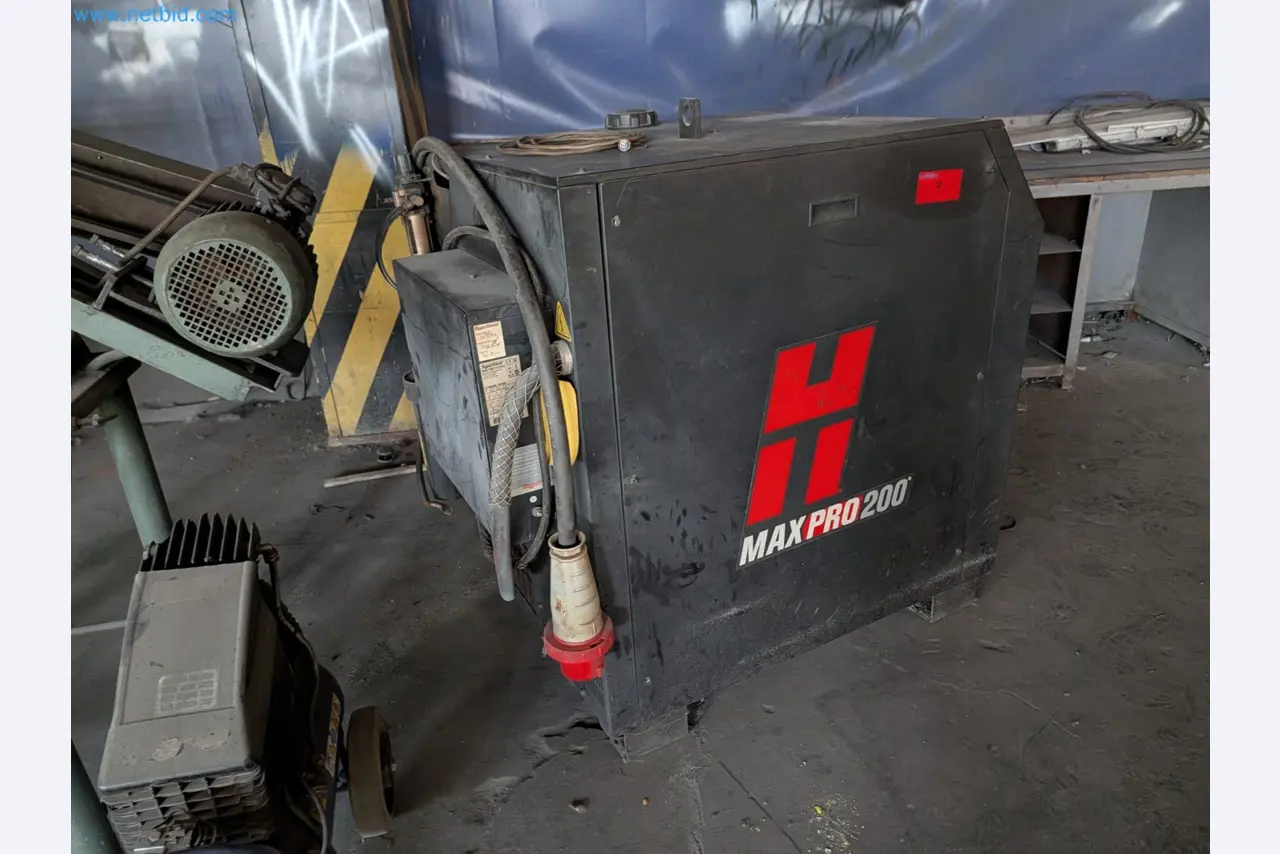 Metalworking machines
-8