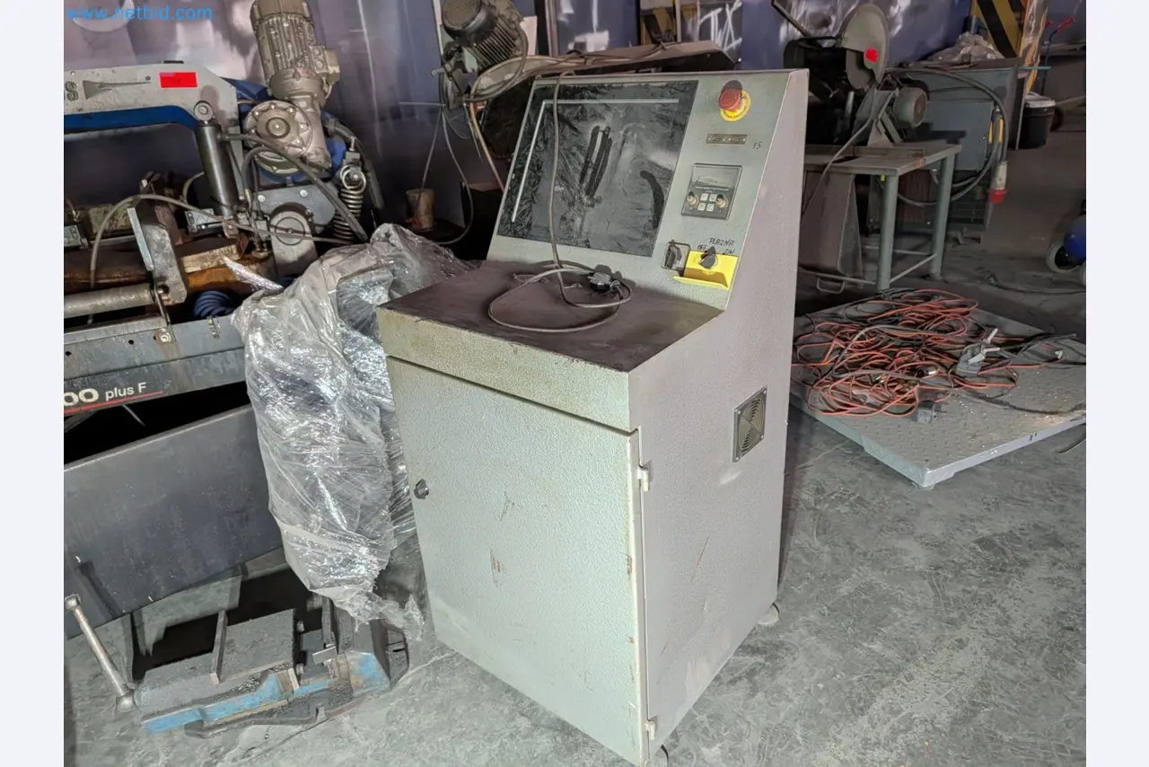 Metalworking machines
-9