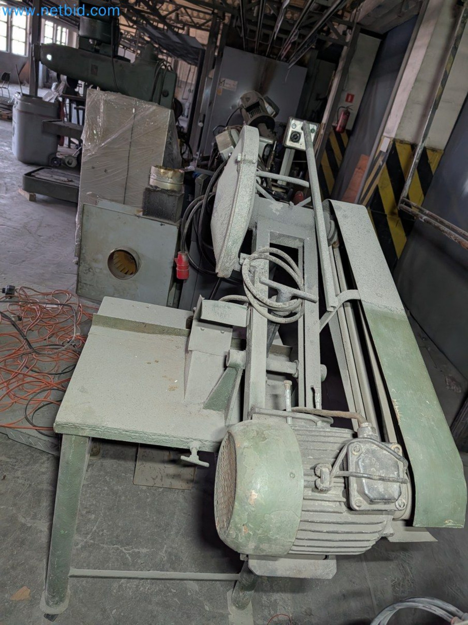 Metalworking machines


-2