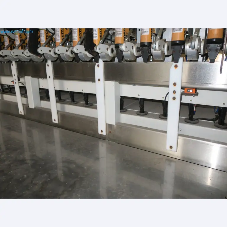 Máquinas para a produção de móveis estofados-11
