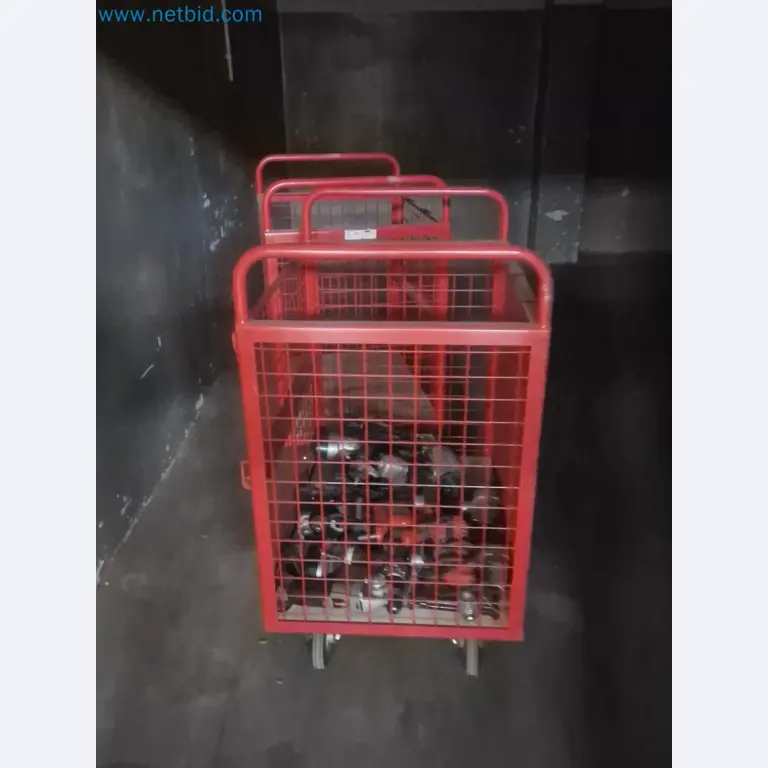 Maschinen zur Herstellung von Polstermöbeln-4
