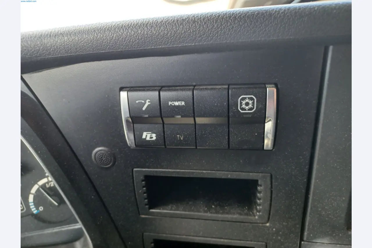 -16
