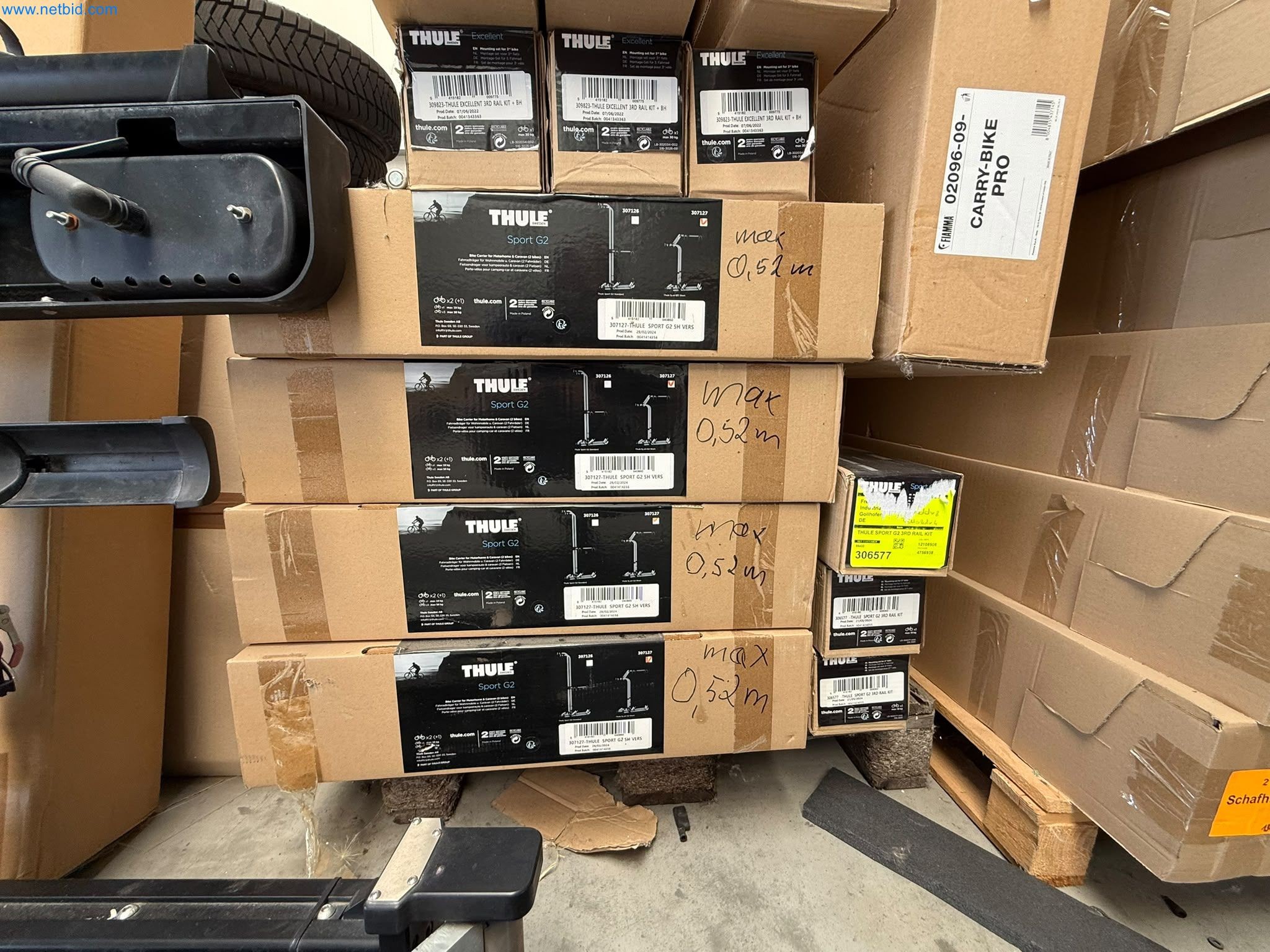 Motorhomes and recreational vehicles, travel trailers, caravan accessories, trucks, office and workshop equipment-3