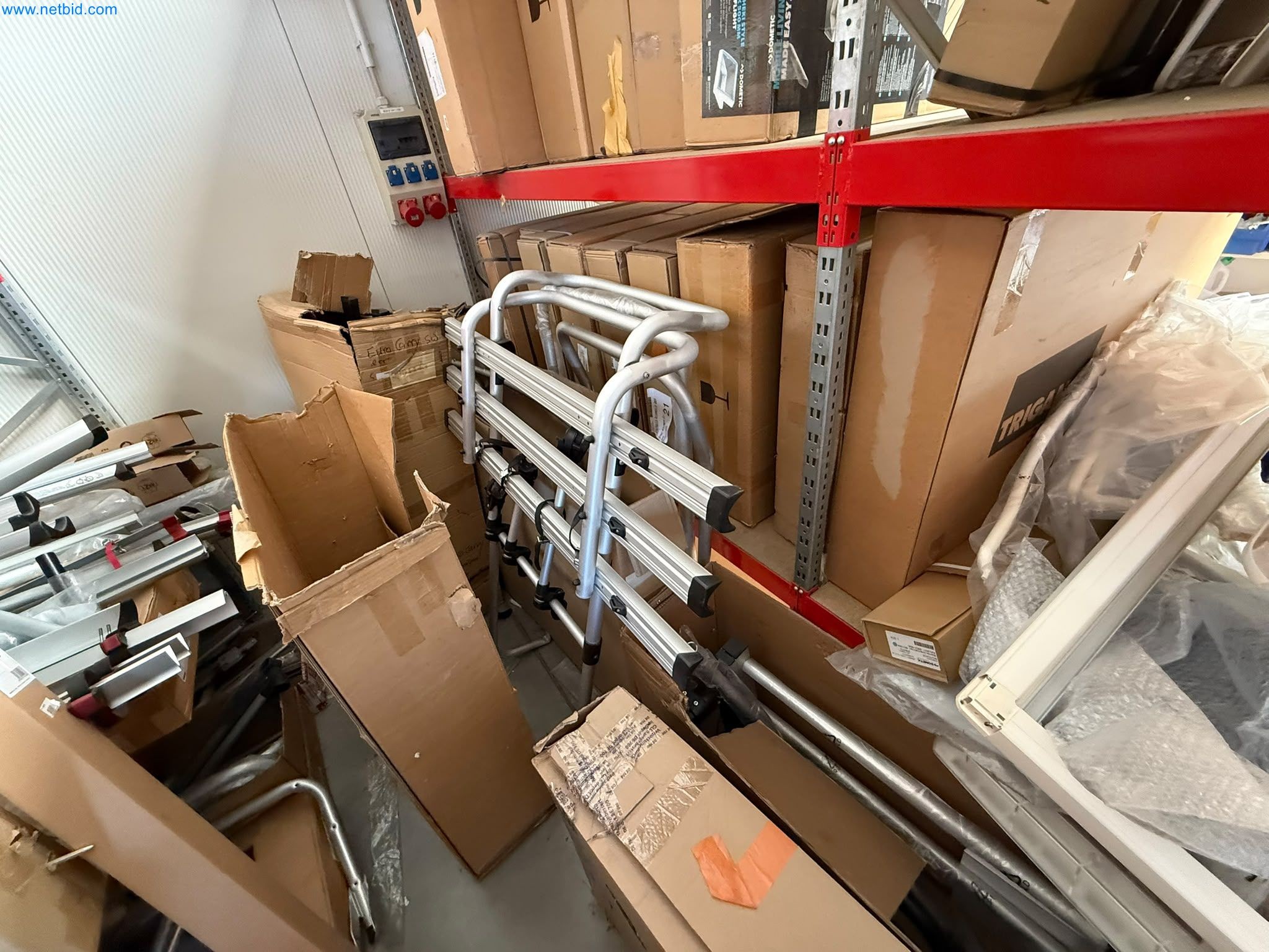 Motorhomes and recreational vehicles, travel trailers, caravan accessories, trucks, office and workshop equipment-11