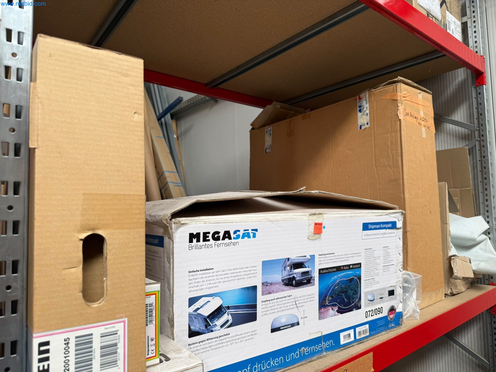 Motorhomes and recreational vehicles, travel trailers, caravan accessories, trucks, office and workshop equipment-20
