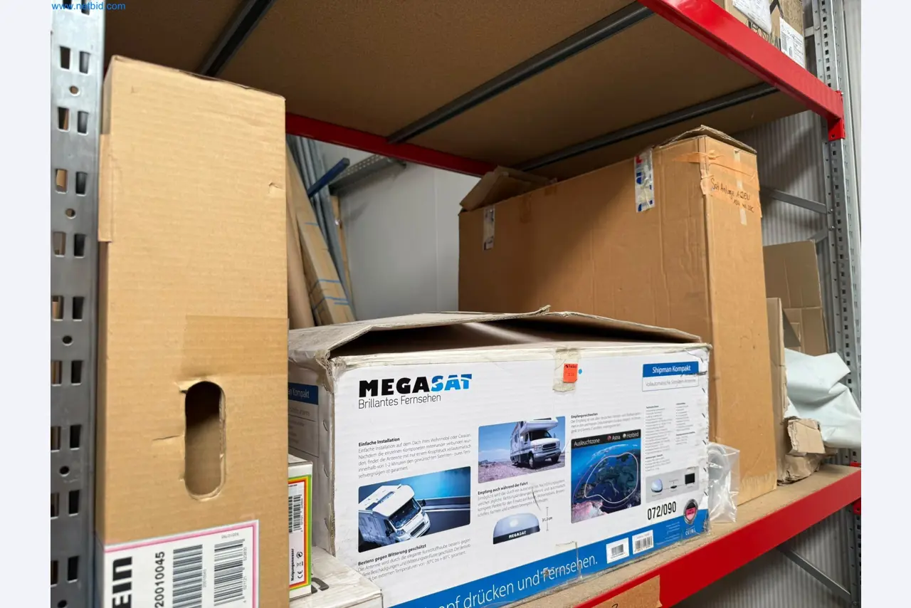 Motorhomes and recreational vehicles, travel trailers, caravan accessories, trucks, office and workshop equipment-20