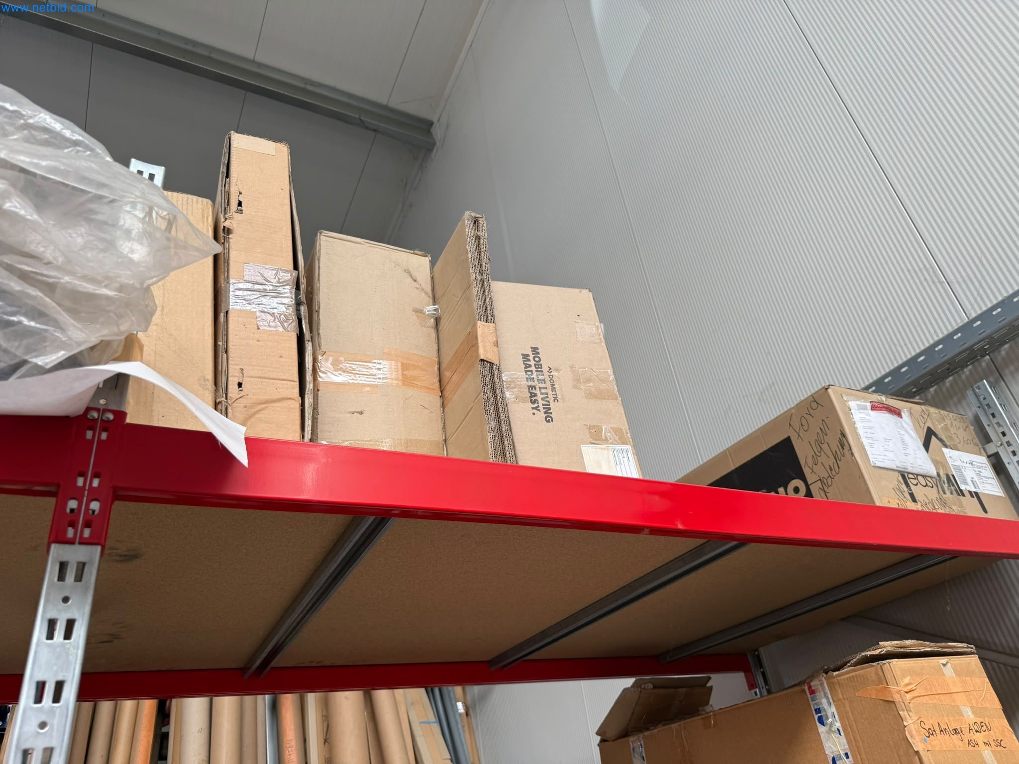 Motorhomes and recreational vehicles, travel trailers, caravan accessories, trucks, office and workshop equipment-21