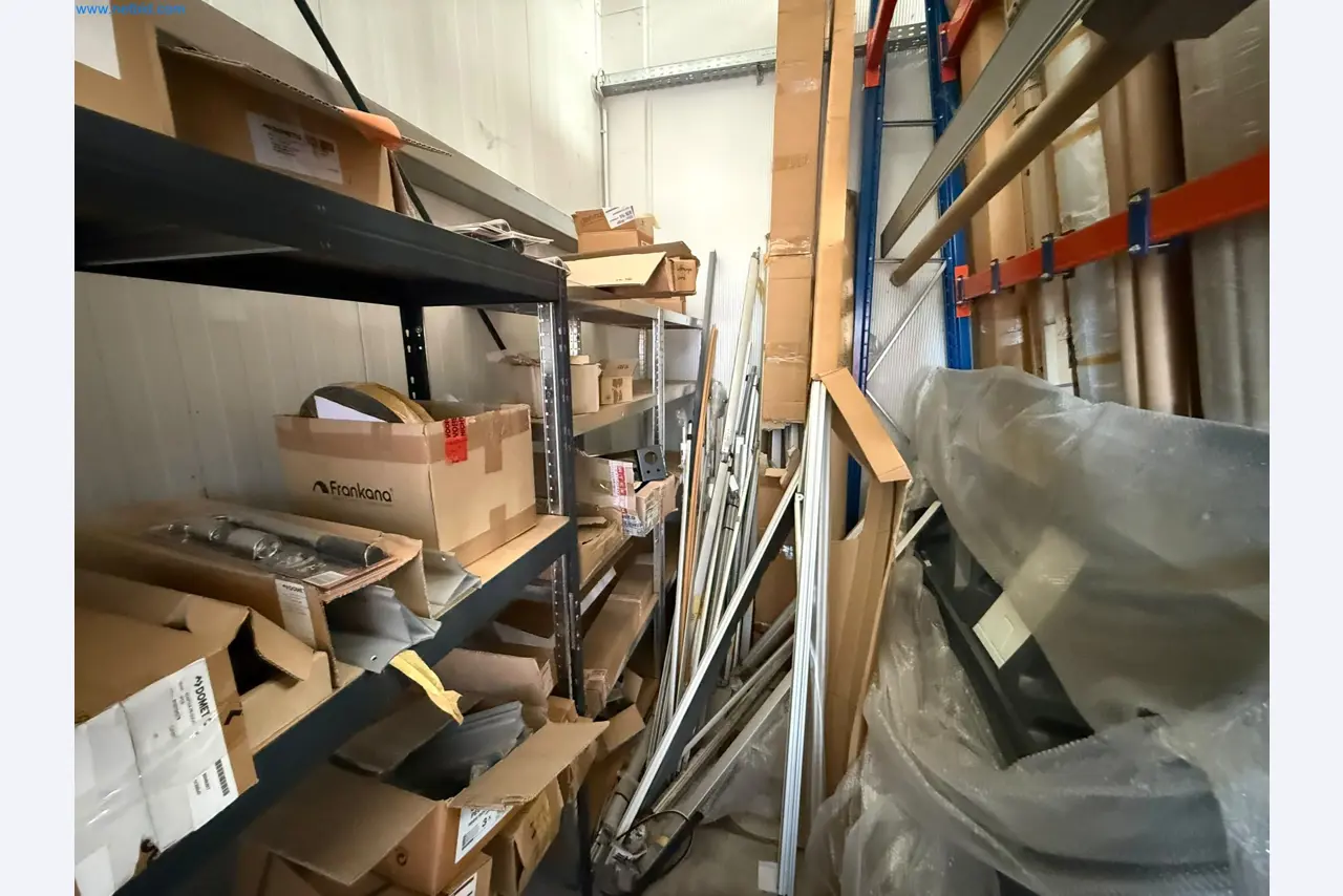 Wohn- und Reisemobile, Wohnwägen, Caravan-Zubehör, LkW, Büro- und Werkstatteinrichtung-1
