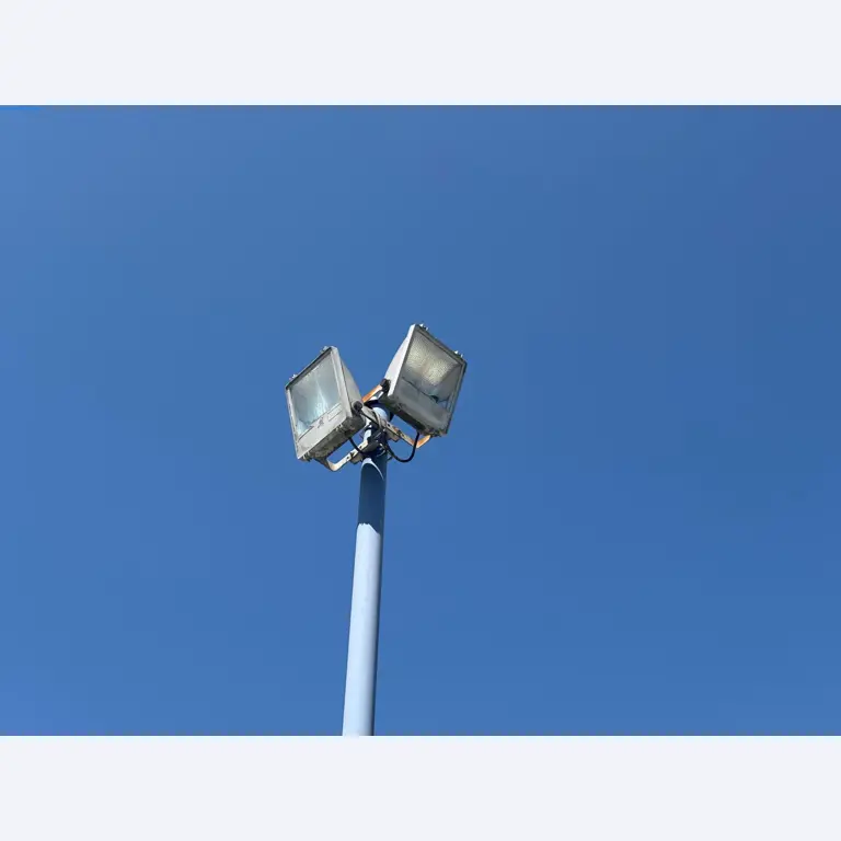 Motorhomes and recreational vehicles, travel trailers, caravan accessories, trucks, office and workshop equipment-2