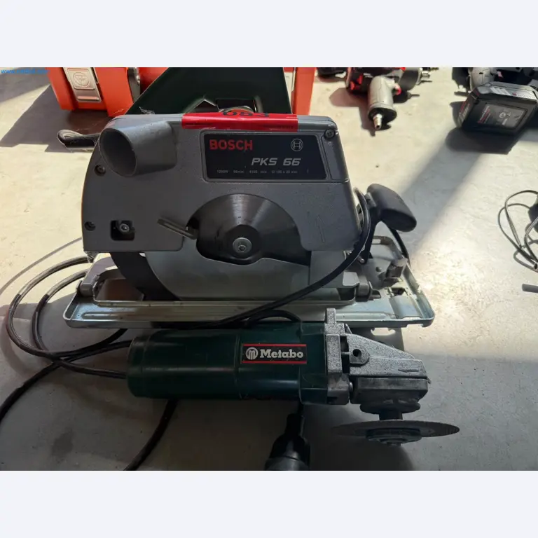 Motorhomes and recreational vehicles, travel trailers, caravan accessories, trucks, office and workshop equipment-1