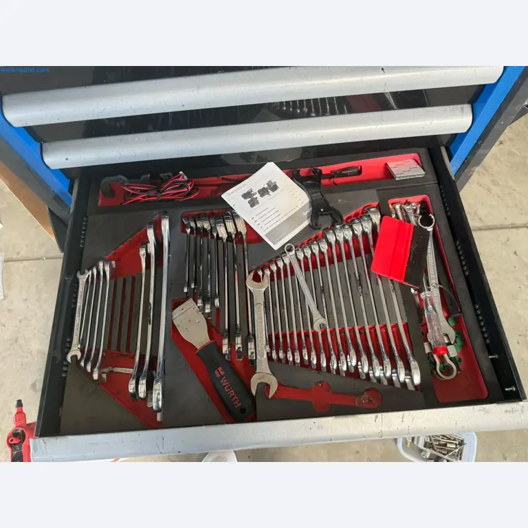 Motorhomes and recreational vehicles, travel trailers, caravan accessories, trucks, office and workshop equipment-6