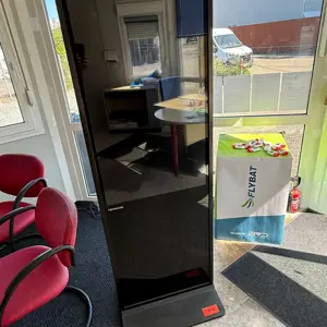 Werbemonitor Tec Maschine DKST-LED 43