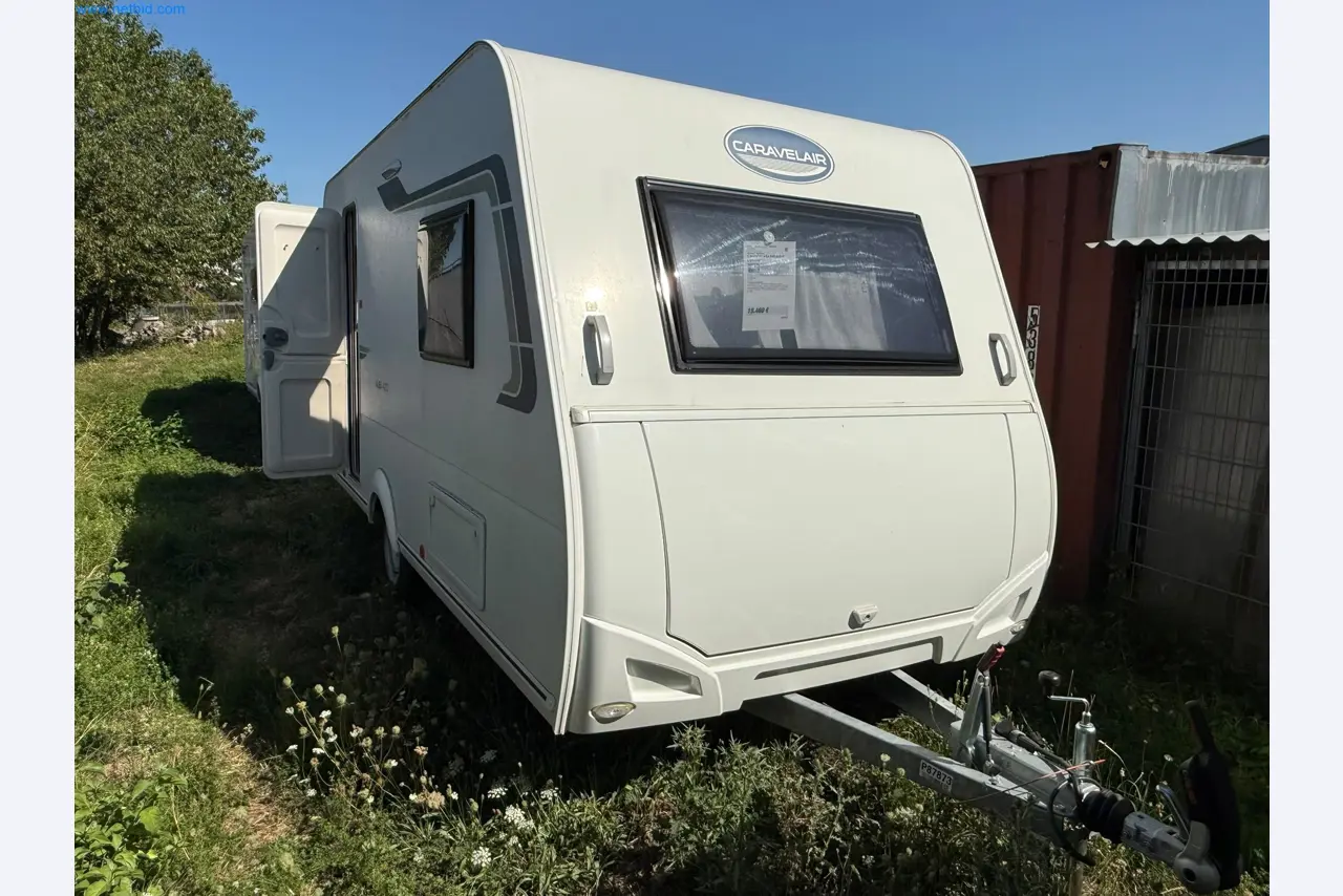 Motorhomes and recreational vehicles, travel trailers, caravan accessories, trucks, office and workshop equipment-1