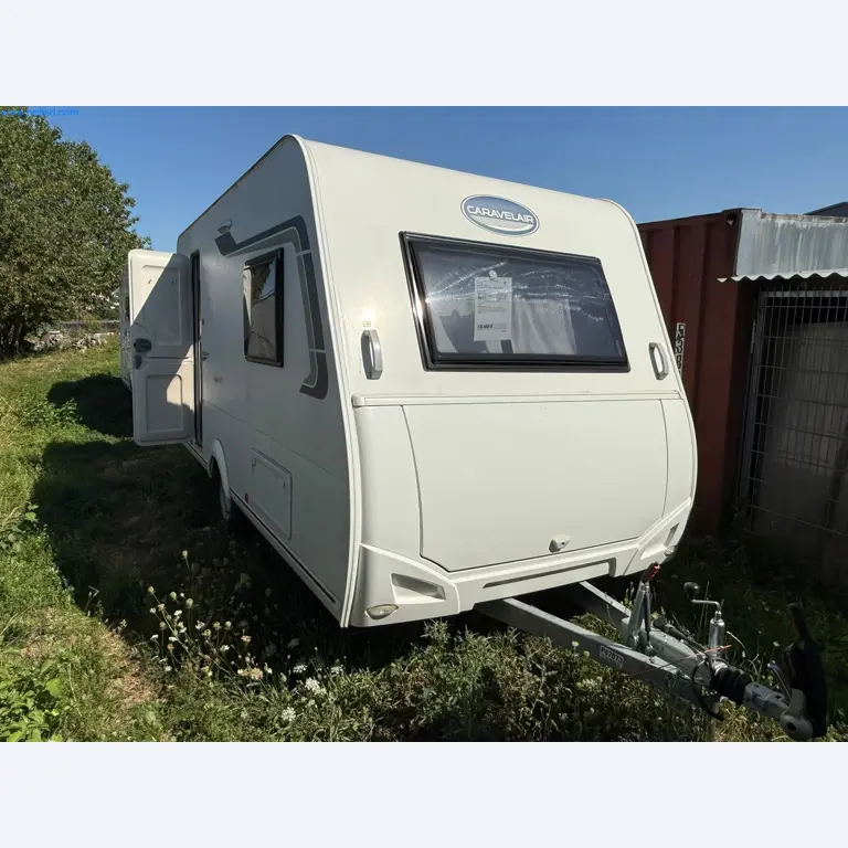 Motorhomes and recreational vehicles, travel trailers, caravan accessories, trucks, office and workshop equipment-1