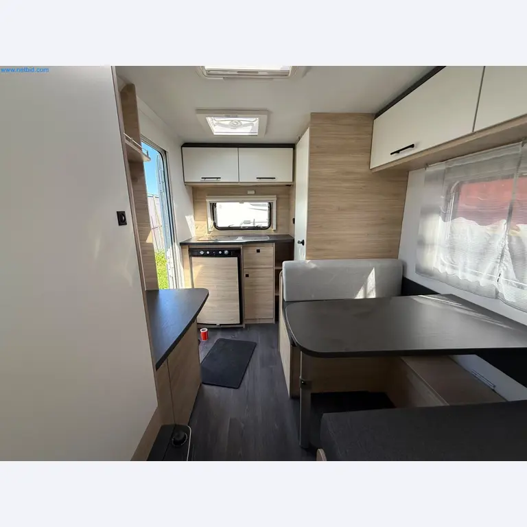 Motorhomes and recreational vehicles, travel trailers, caravan accessories, trucks, office and workshop equipment-5