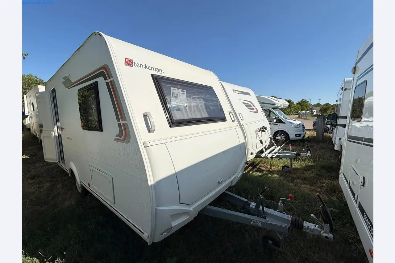 Motorhomes and recreational vehicles, travel trailers, caravan accessories, trucks, office and workshop equipment-1