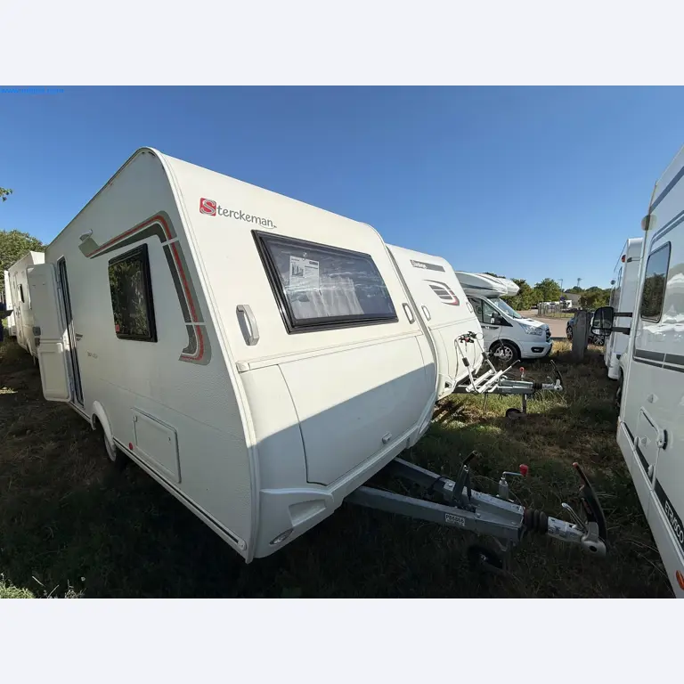 Motorhomes and recreational vehicles, travel trailers, caravan accessories, trucks, office and workshop equipment-1
