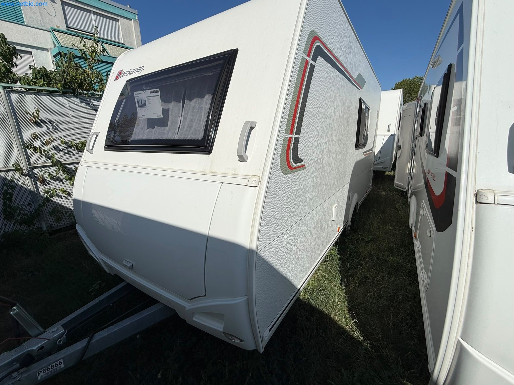Motorhomes and recreational vehicles, travel trailers, caravan accessories, trucks, office and workshop equipment-3