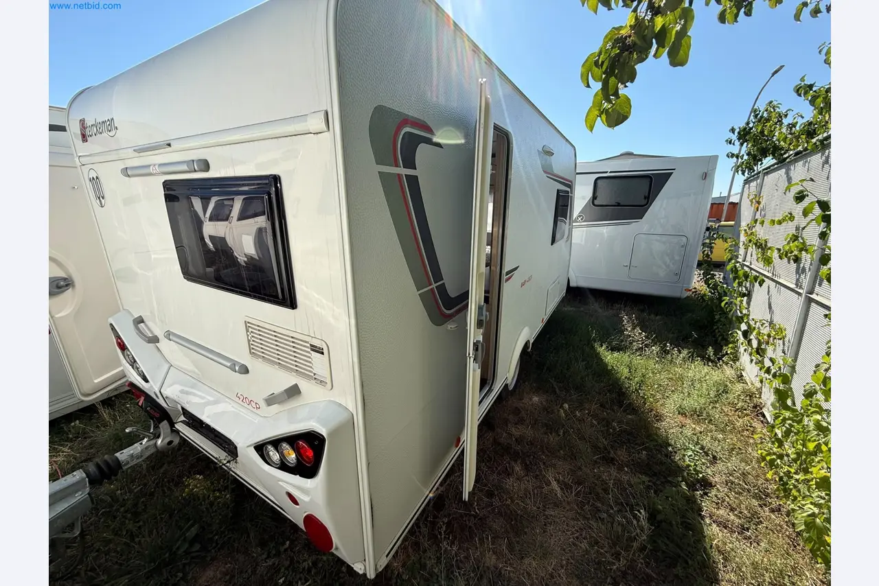 Motorhomes and recreational vehicles, travel trailers, caravan accessories, trucks, office and workshop equipment-4