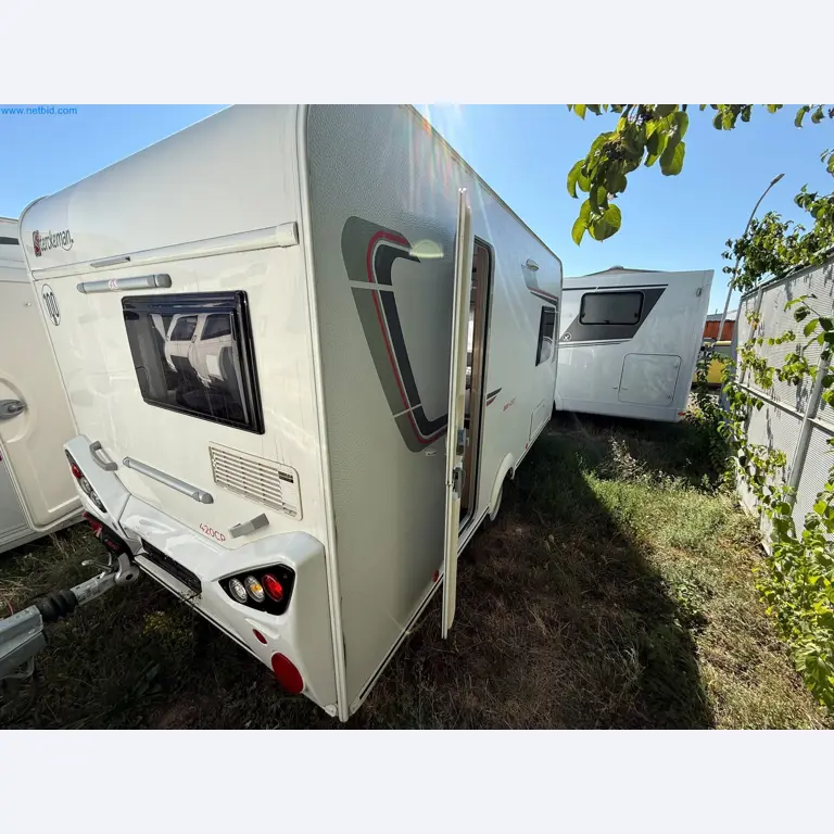 Motorhomes and recreational vehicles, travel trailers, caravan accessories, trucks, office and workshop equipment-4