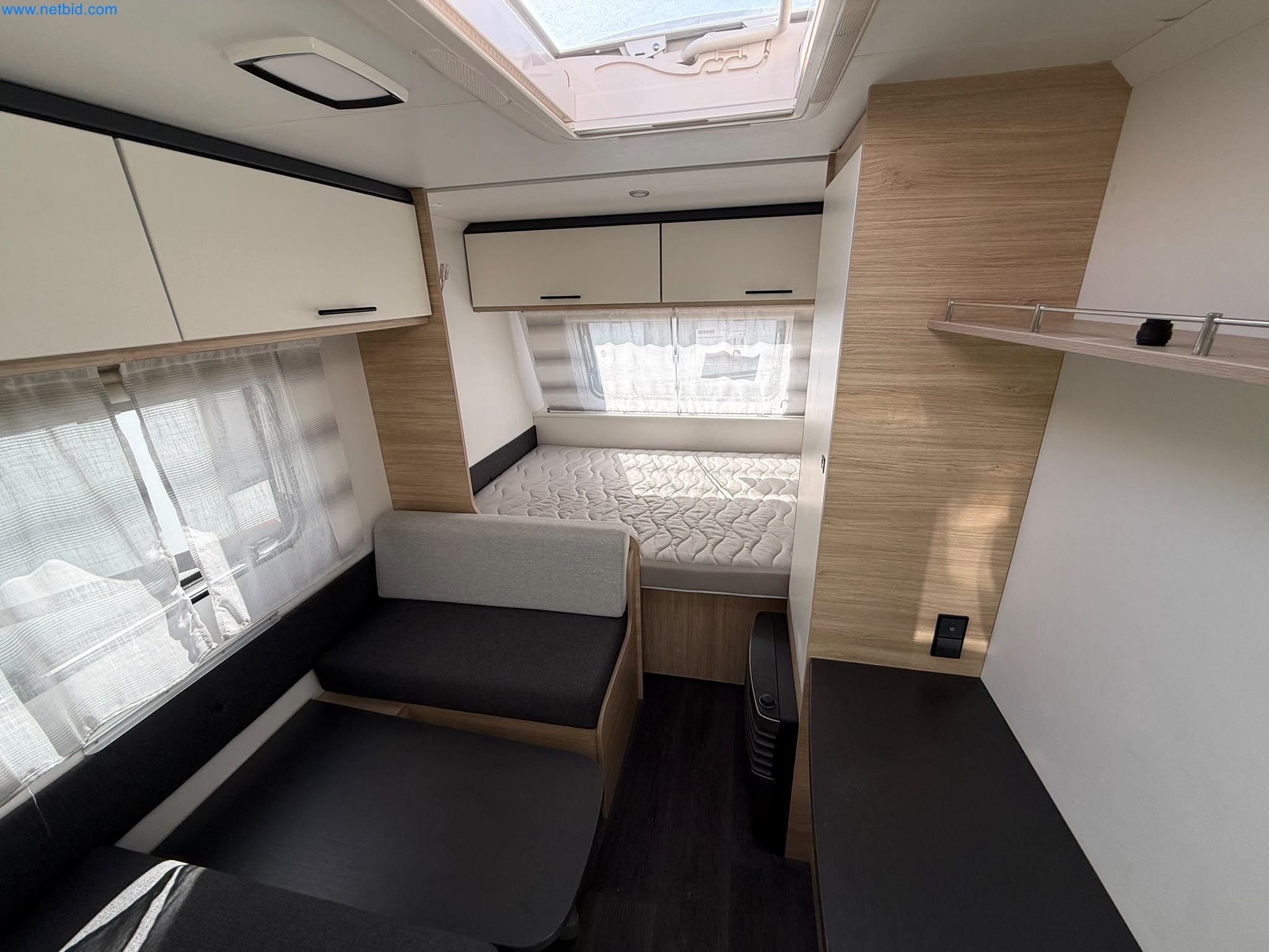 Motorhomes and recreational vehicles, travel trailers, caravan accessories, trucks, office and workshop equipment-5