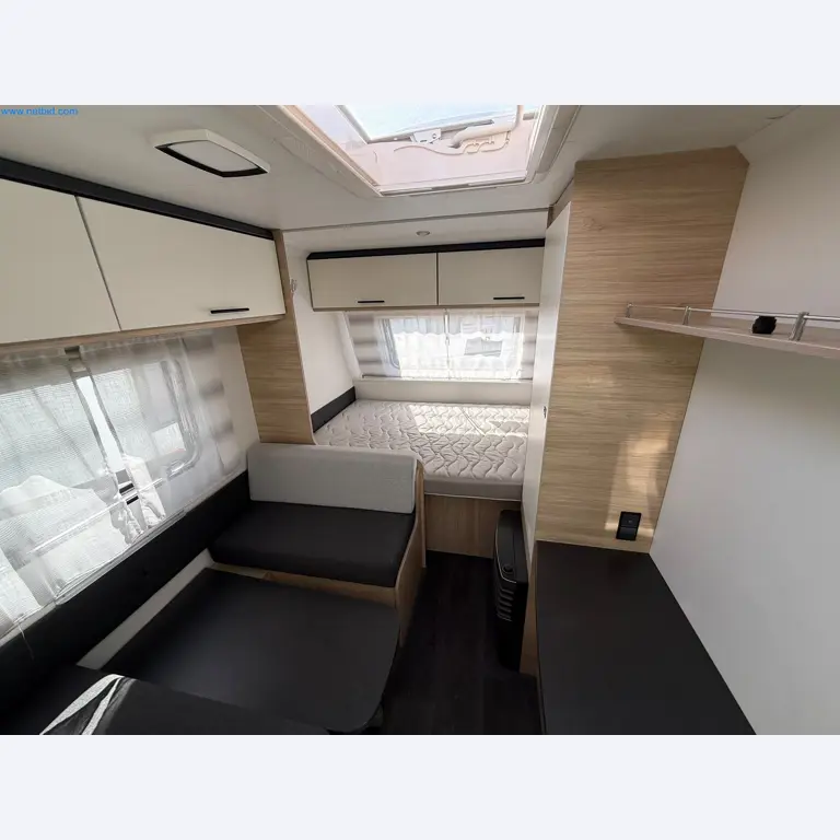 Motorhomes and recreational vehicles, travel trailers, caravan accessories, trucks, office and workshop equipment-5