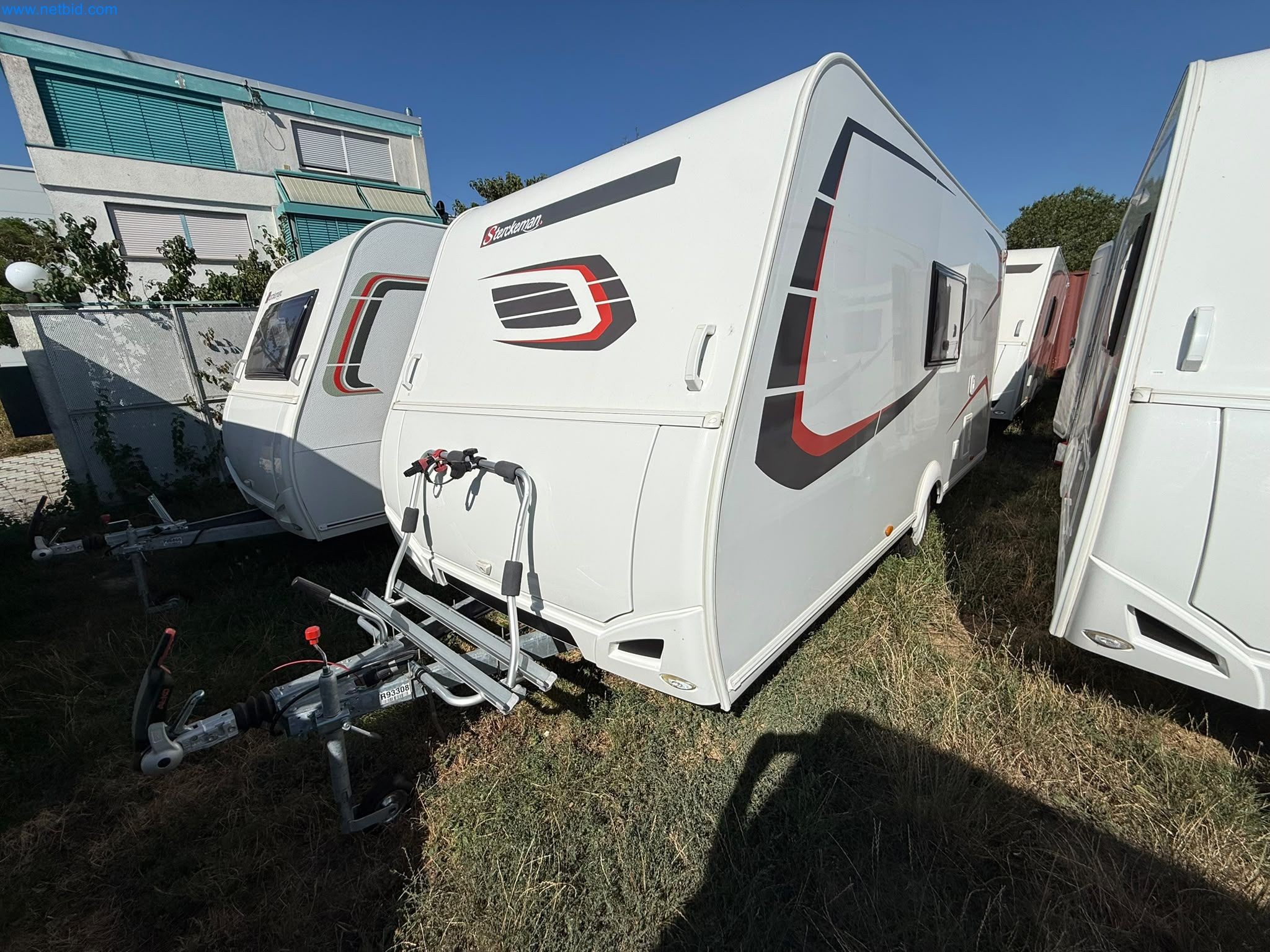 Motorhomes and recreational vehicles, travel trailers, caravan accessories, trucks, office and workshop equipment-4