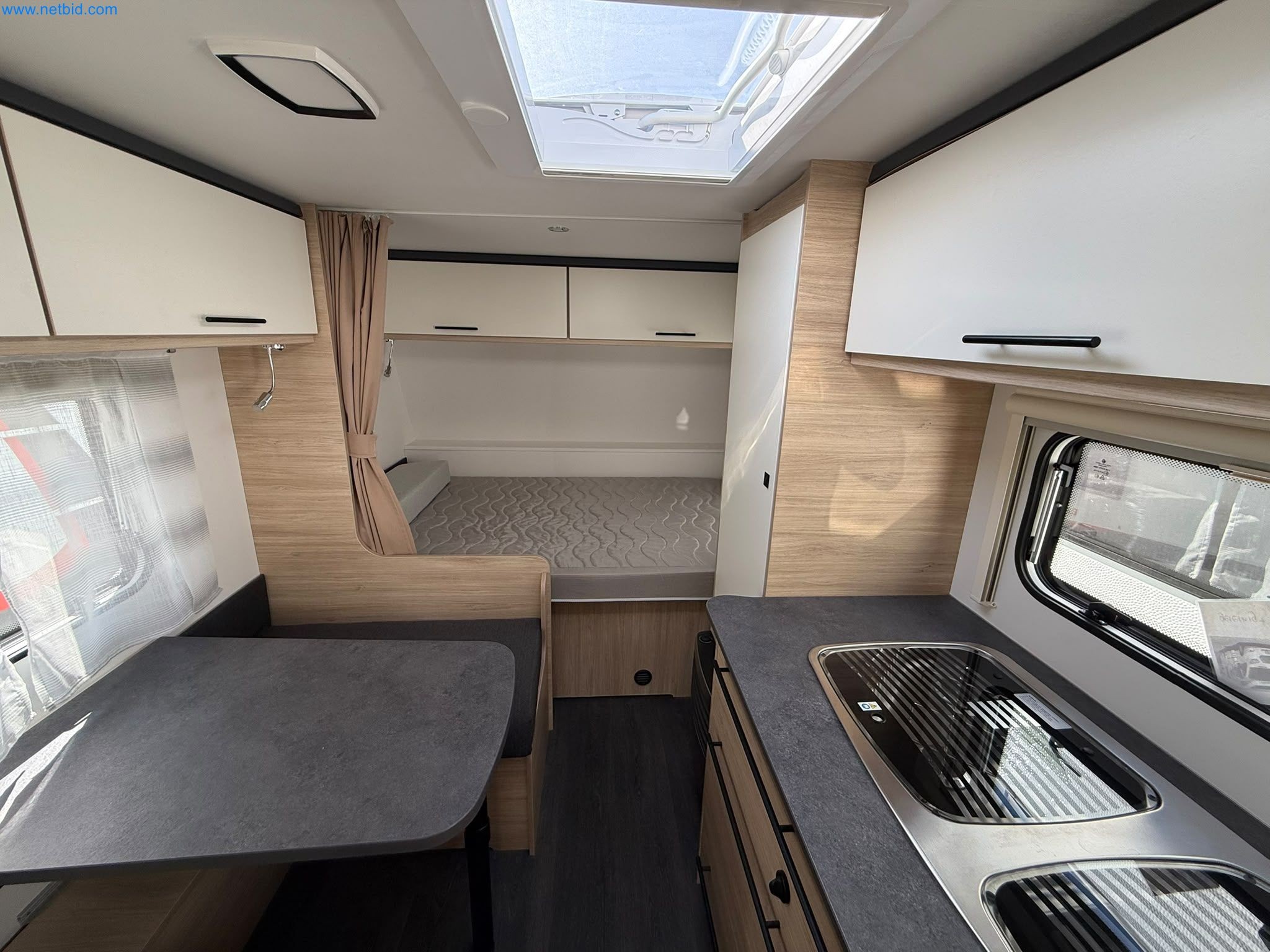 Motorhomes and recreational vehicles, travel trailers, caravan accessories, trucks, office and workshop equipment-5
