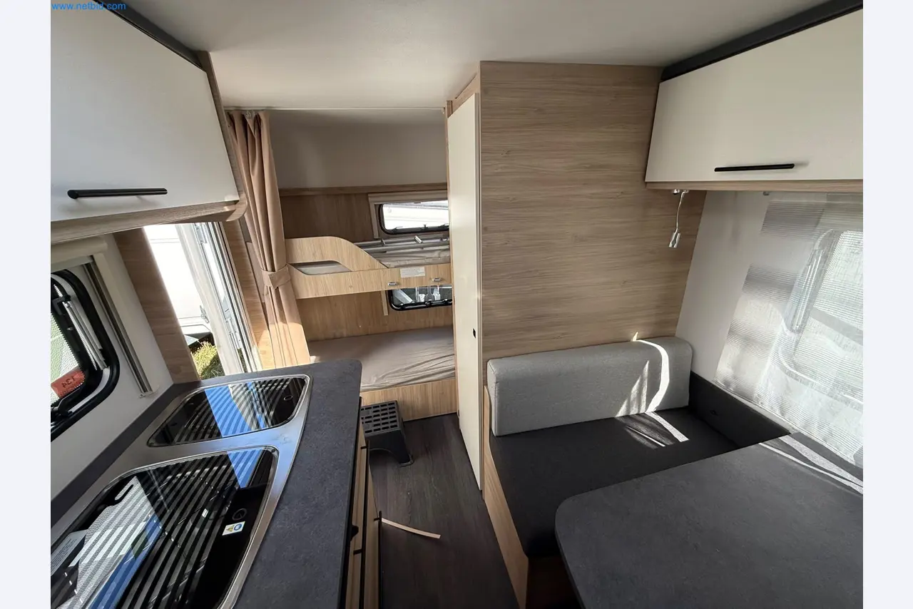 Motorhomes and recreational vehicles, travel trailers, caravan accessories, trucks, office and workshop equipment-6
