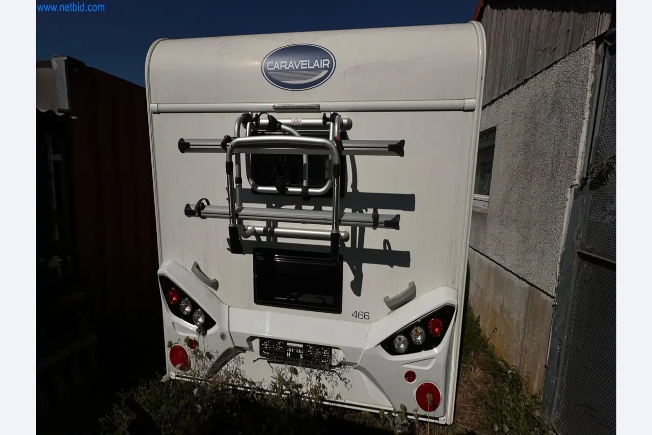 Motorhomes and recreational vehicles, travel trailers, caravan accessories, trucks, office and workshop equipment-4