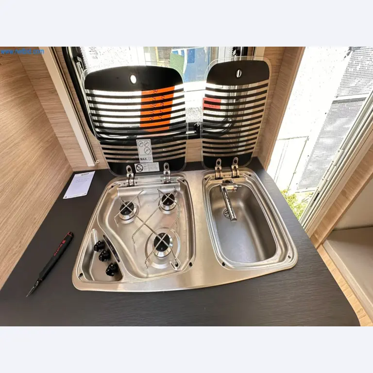 Motorhomes and recreational vehicles, travel trailers, caravan accessories, trucks, office and workshop equipment-8